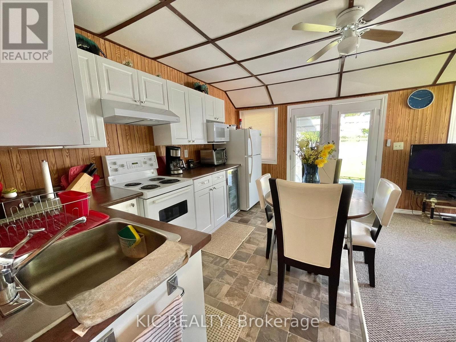 22  #15 Lake Road, Trent Hills, Ontario  K0L 1L0 - Photo 16 - X12436761