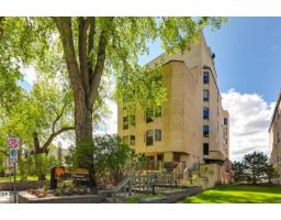 #10 9734 111 St Nw Wîhkwêntôwin, Edmonton, Ca