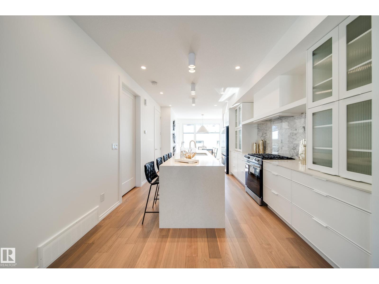 7540 80 Av Nw, Edmonton, Alberta  T6C 0S4 - Photo 13 - E4460185