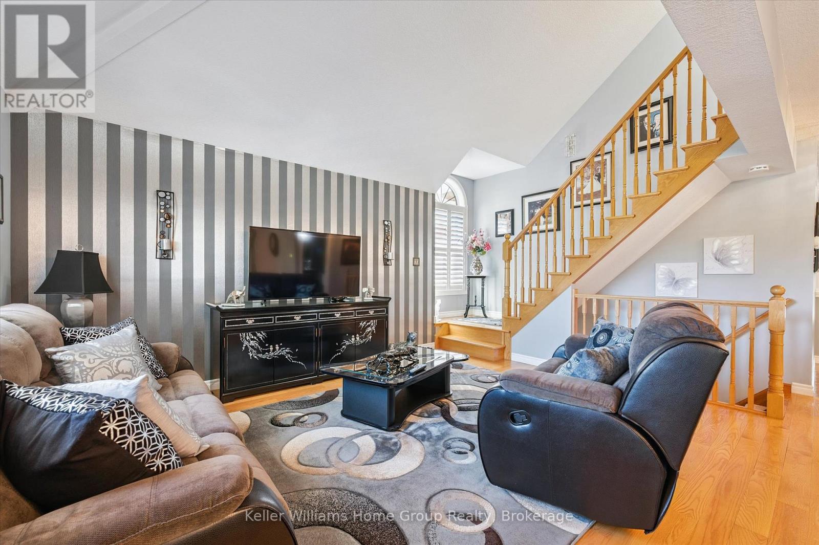 28 Harcourt Place, Centre Wellington, Ontario  N1M 0A6 - Photo 11 - X12436862