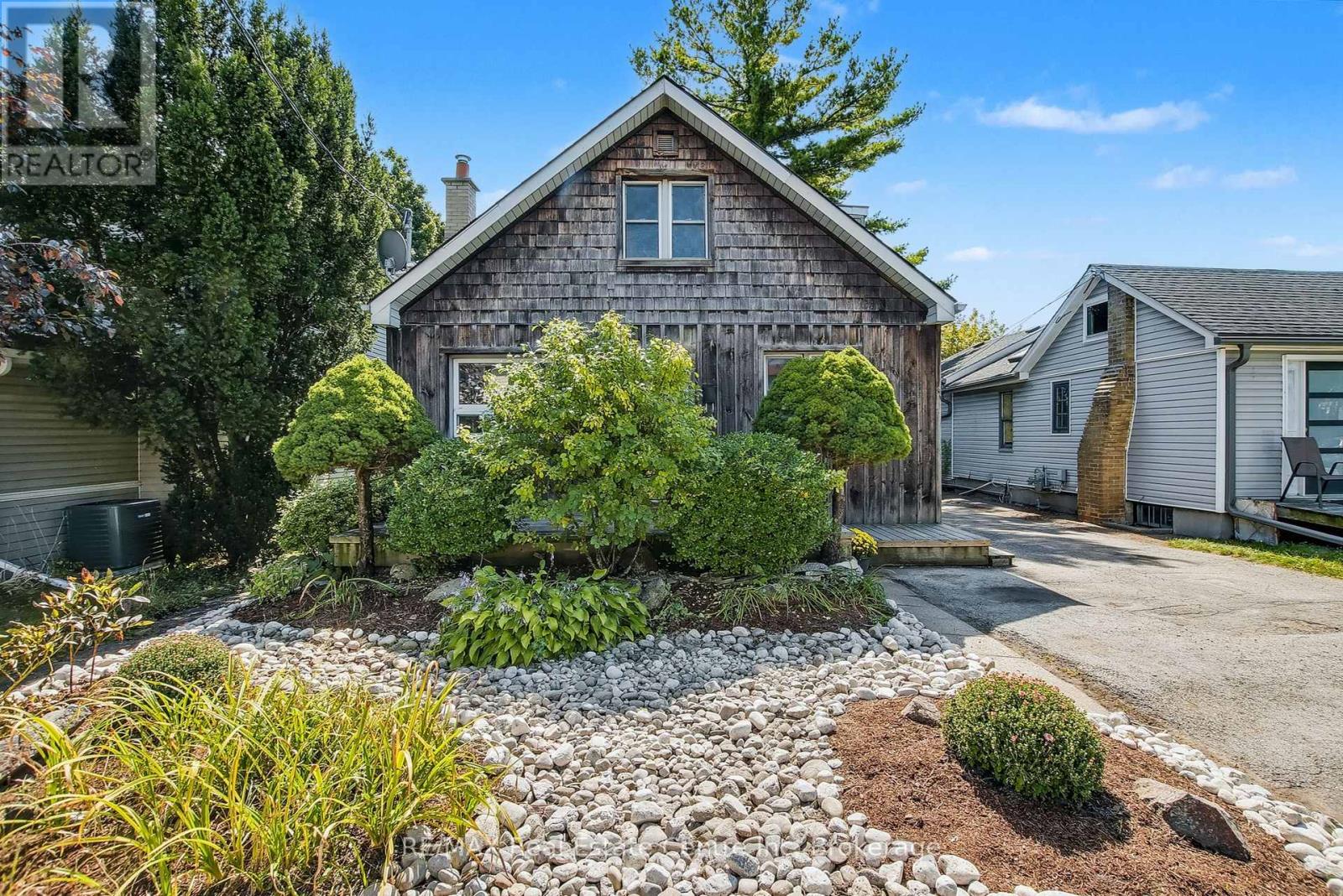 52 AVENUE ROAD, Cambridge, Ontario