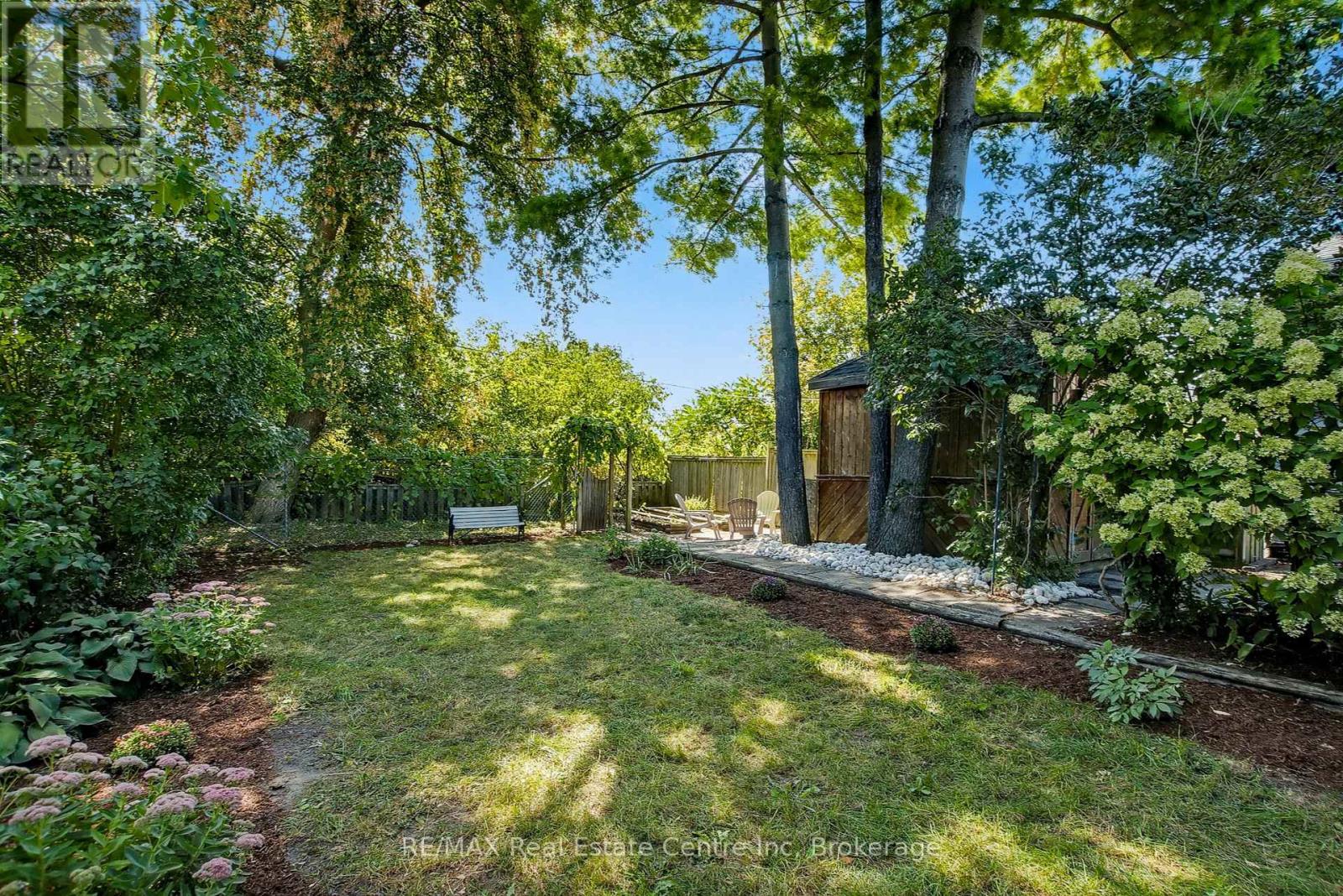 52 Avenue Road, Cambridge, Ontario  N1R 1B9 - Photo 27 - X12436869
