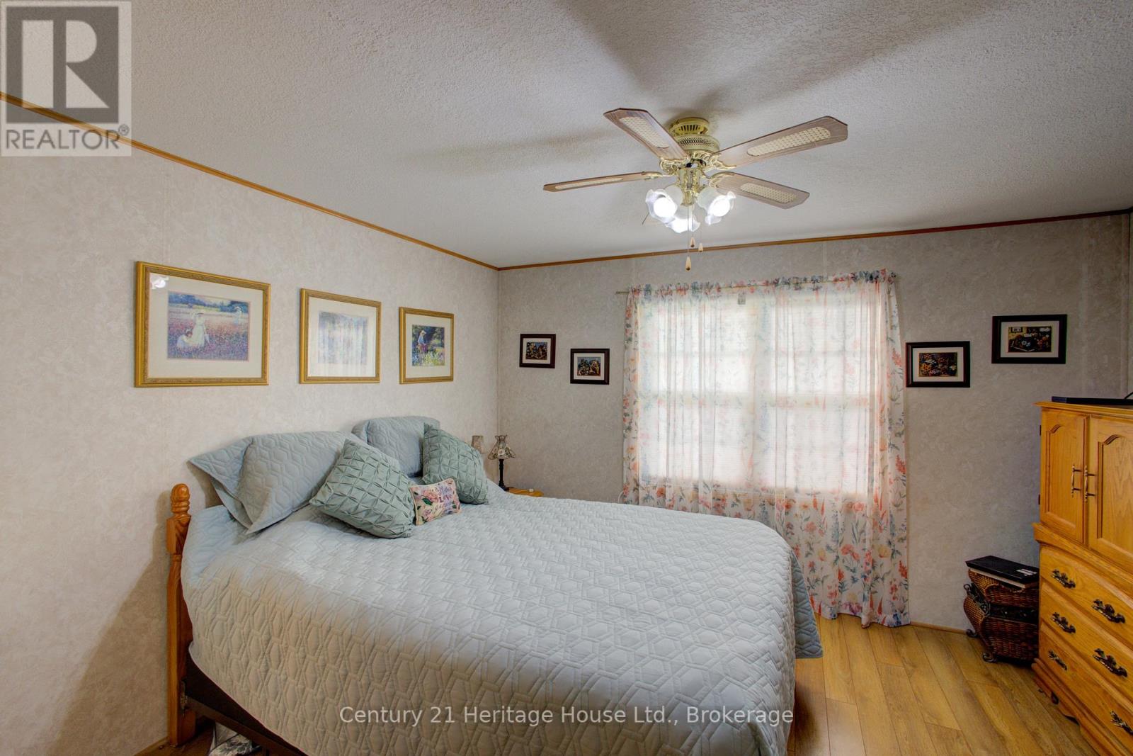 56-6612 Minto Line 12 Road, Minto, Ontario  N0G 1M0 - Photo 19 - X12436908