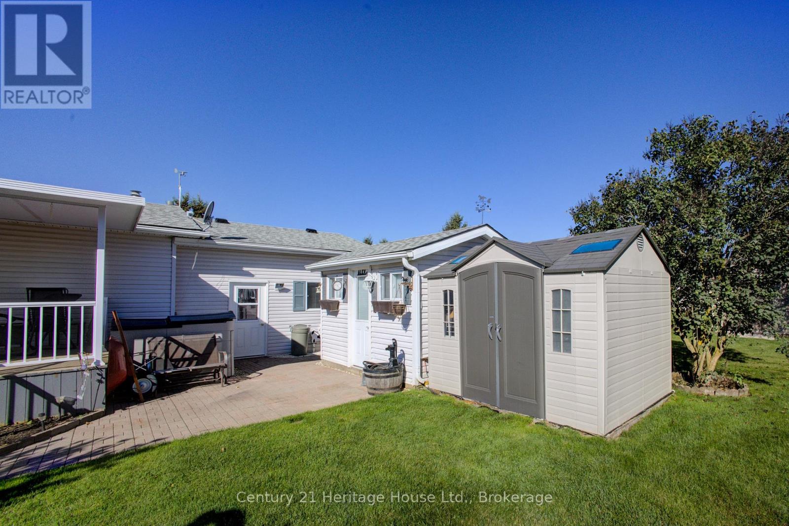 56-6612 Minto Line 12 Road, Minto, Ontario  N0G 1M0 - Photo 30 - X12436908