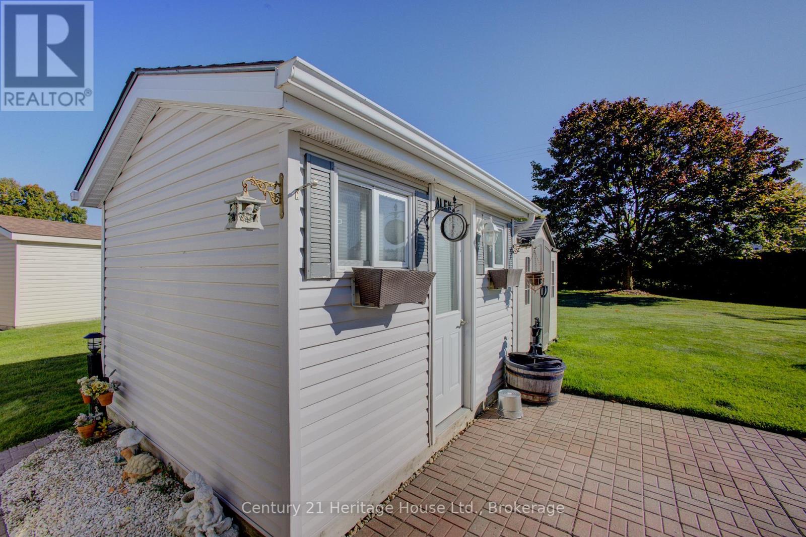 56-6612 Minto Line 12 Road, Minto, Ontario  N0G 1M0 - Photo 31 - X12436908