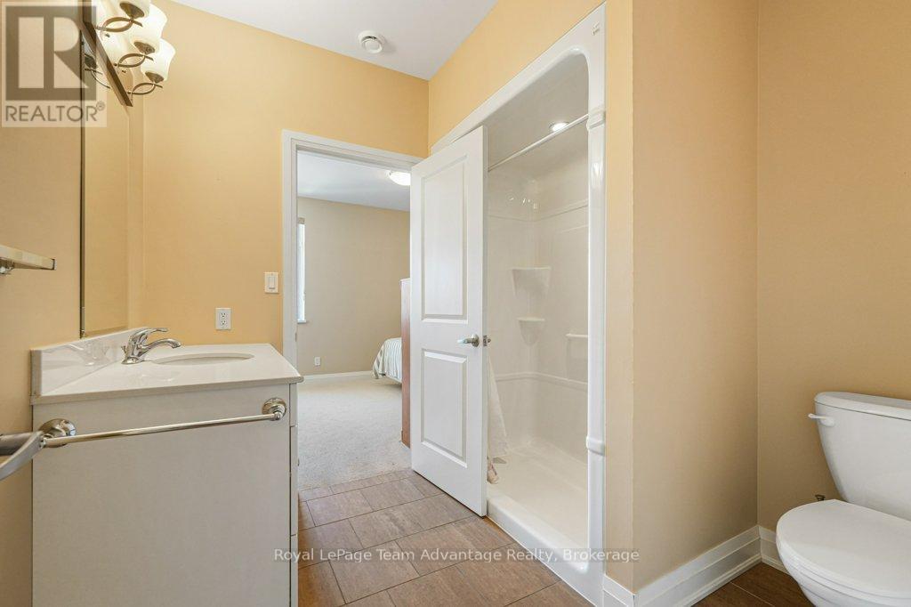 203 - 20a Silver Birch Court, Parry Sound, Ontario  P2A 0A7 - Photo 18 - X12436941