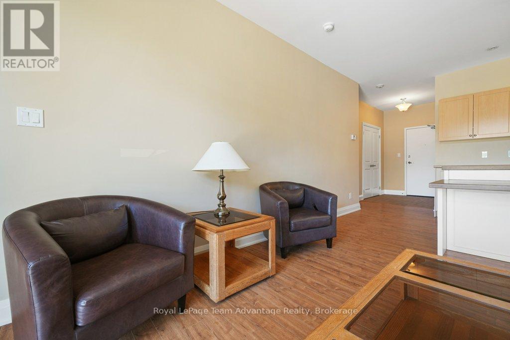 203 - 20a Silver Birch Court, Parry Sound, Ontario  P2A 0A7 - Photo 12 - X12436941