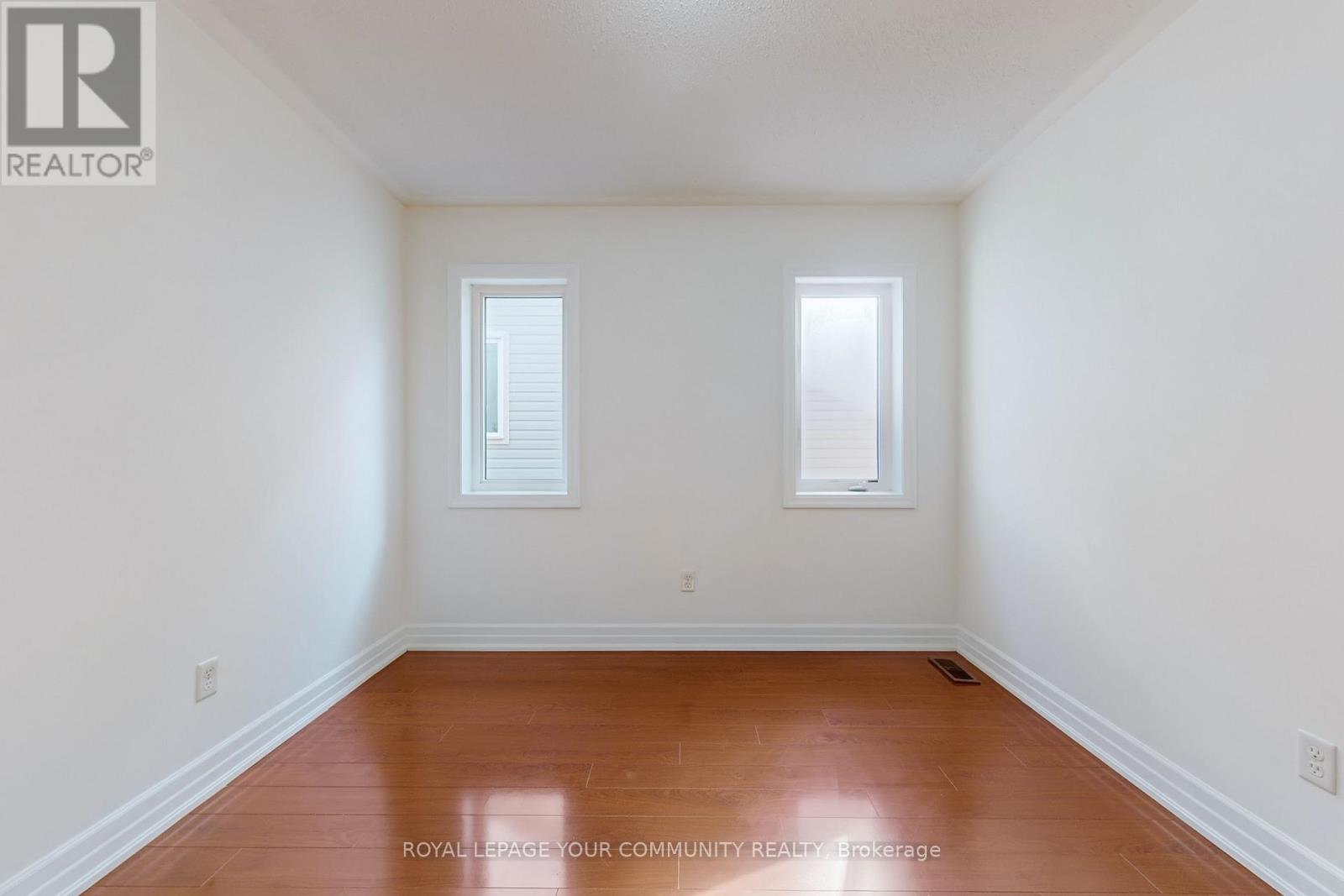 28 Fred Mason Street, Georgina (Keswick South), Ontario  L4P 0B2 - Photo 38 - N12436651