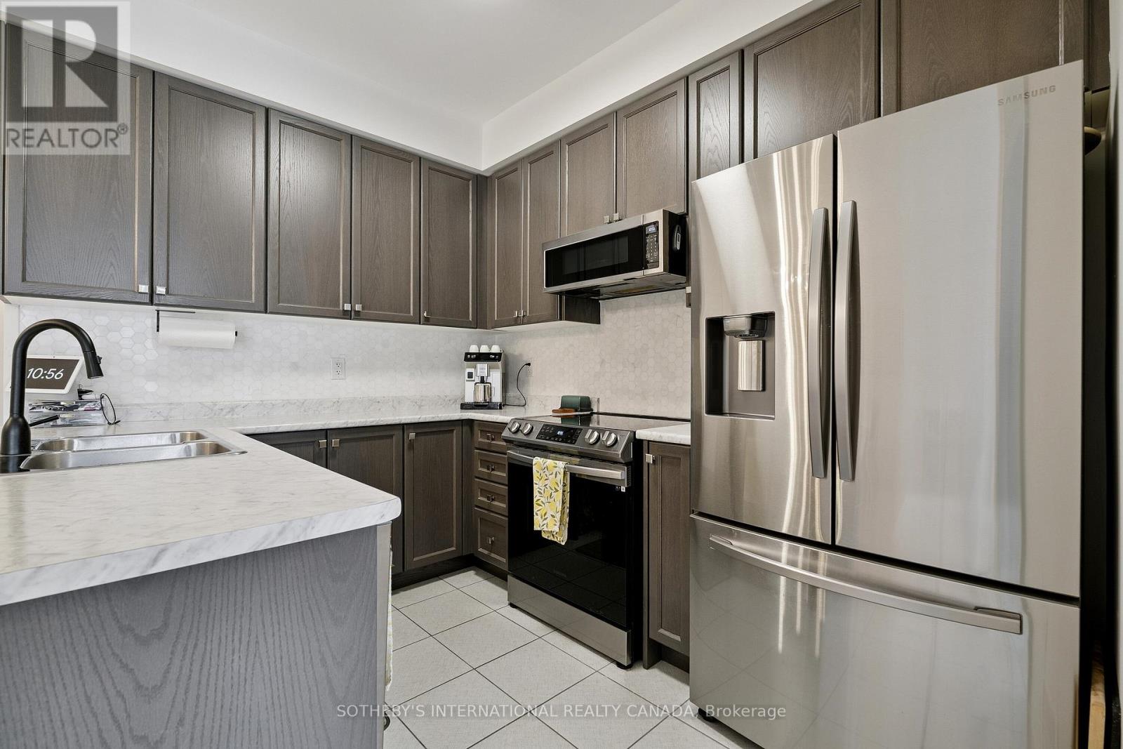 104 Bravo Lane, Newmarket, Ontario  L3X 0K8 - Photo 20 - N12436654