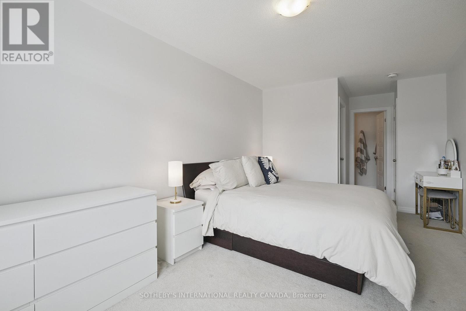 104 Bravo Lane, Newmarket, Ontario  L3X 0K8 - Photo 27 - N12436654