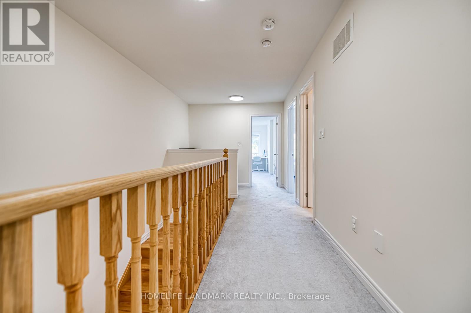 33 Thornapple Lane, Richmond Hill, Ontario  L4E 1E7 - Photo 21 - N12436667
