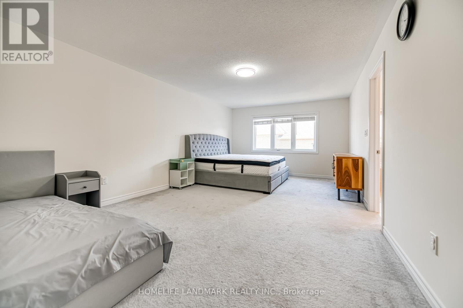 33 Thornapple Lane, Richmond Hill, Ontario  L4E 1E7 - Photo 22 - N12436667
