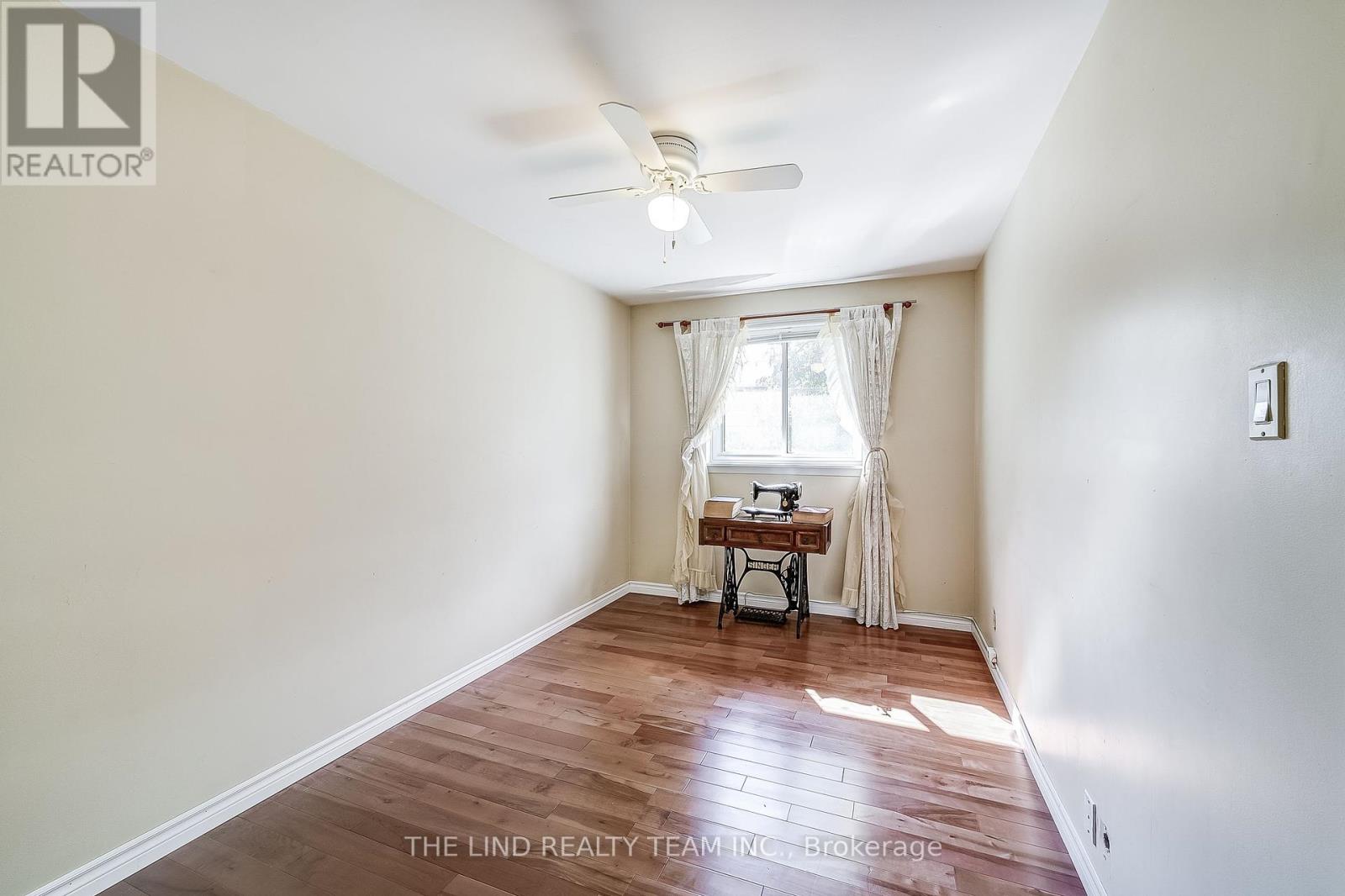20 Haida Drive, Aurora, Ontario  L4G 3C7 - Photo 13 - N12436693