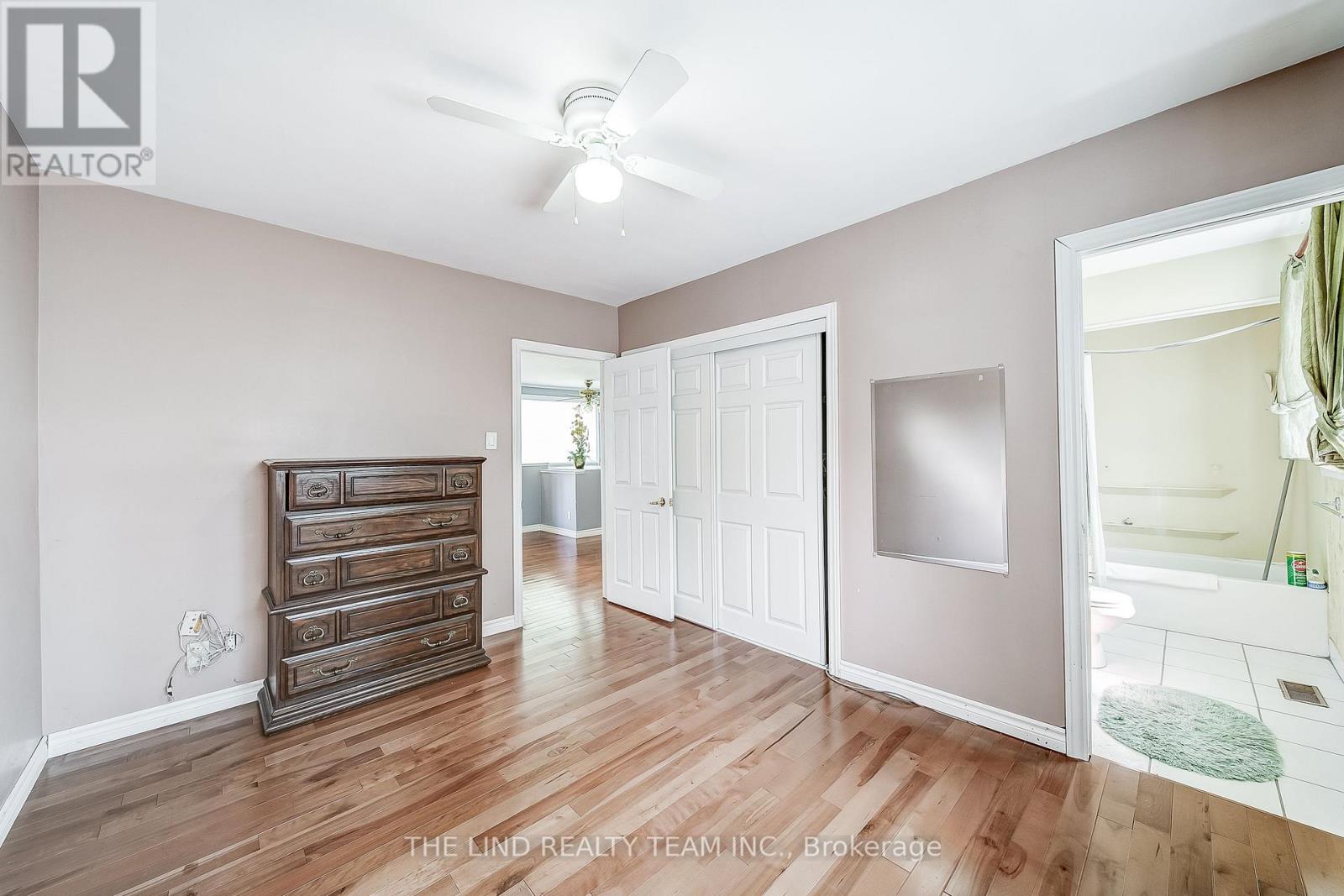 20 Haida Drive, Aurora, Ontario  L4G 3C7 - Photo 20 - N12436693