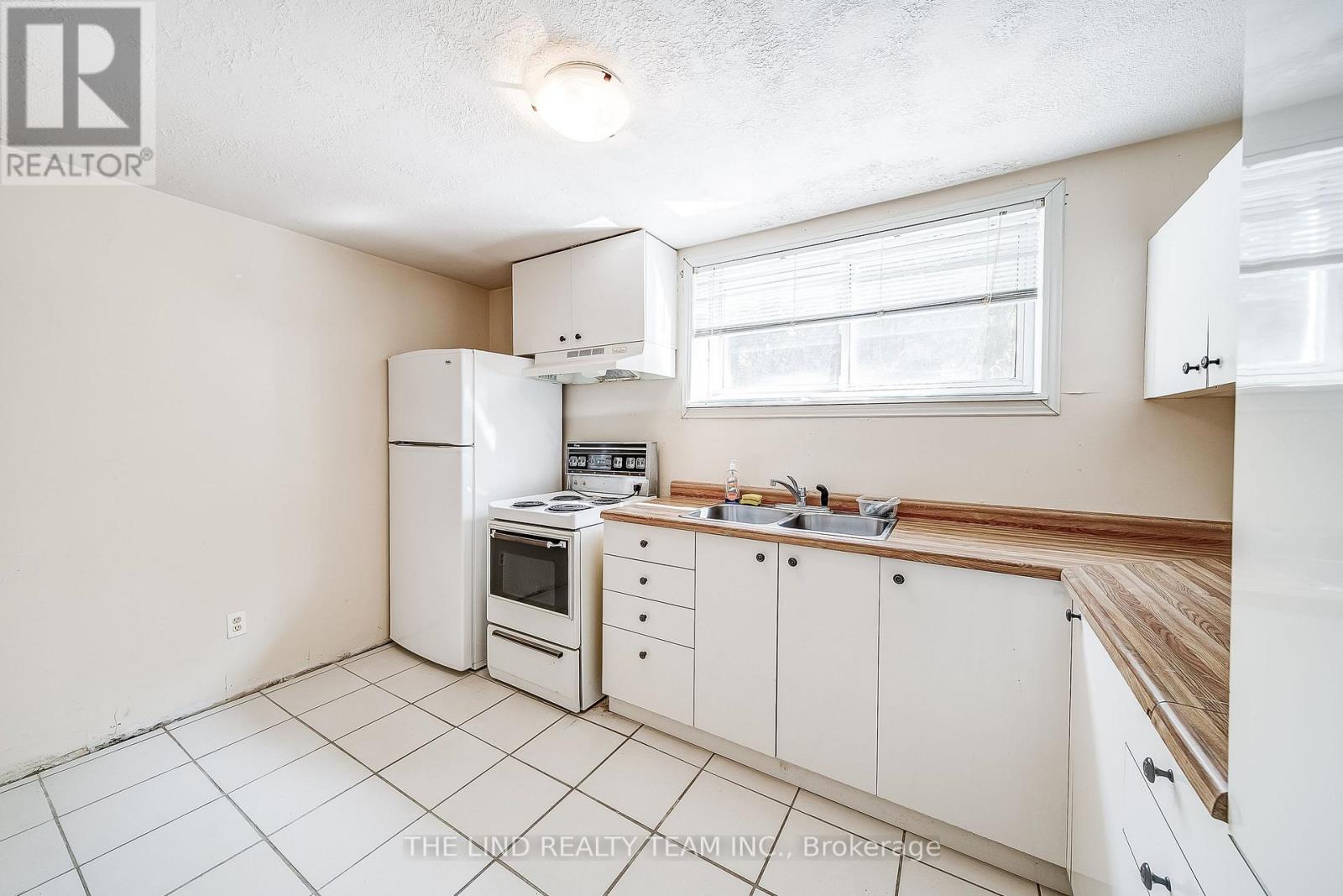 20 Haida Drive, Aurora, Ontario  L4G 3C7 - Photo 25 - N12436693