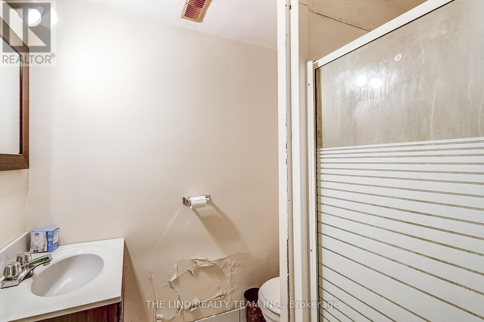 20 Haida Drive, Aurora, Ontario  L4G 3C7 - Photo 34 - N12436693