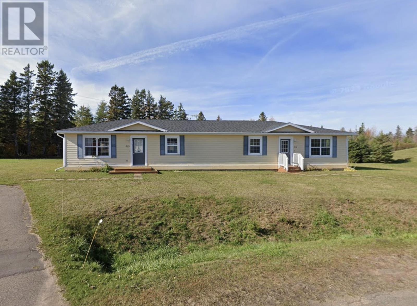 310 & 312 Connolly Crescent, Montague, Prince Edward Island  C0A 1R0 - Photo 1 - 202524736