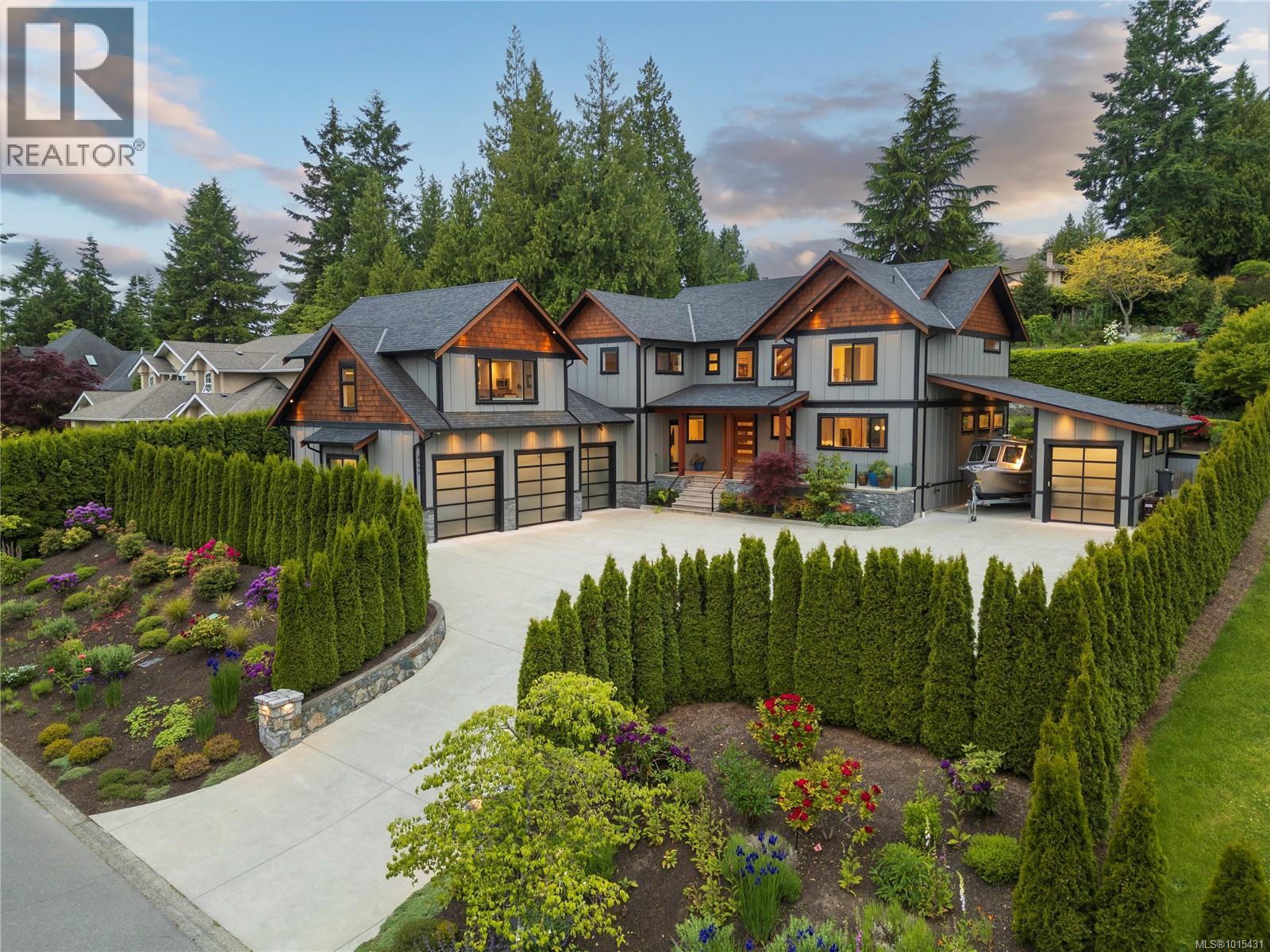 8660 Richland Pl, North Saanich, British Columbia