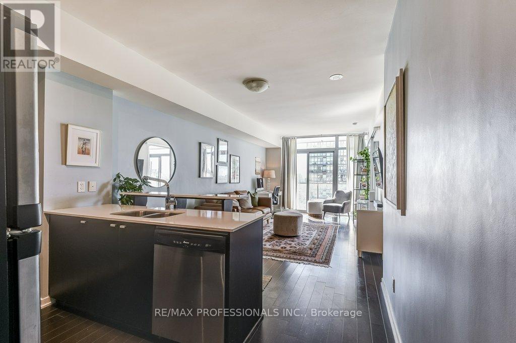 2707 - 103 The Queensway Avenue, Toronto, Ontario  M6S 5B3 - Photo 11 - W12436591