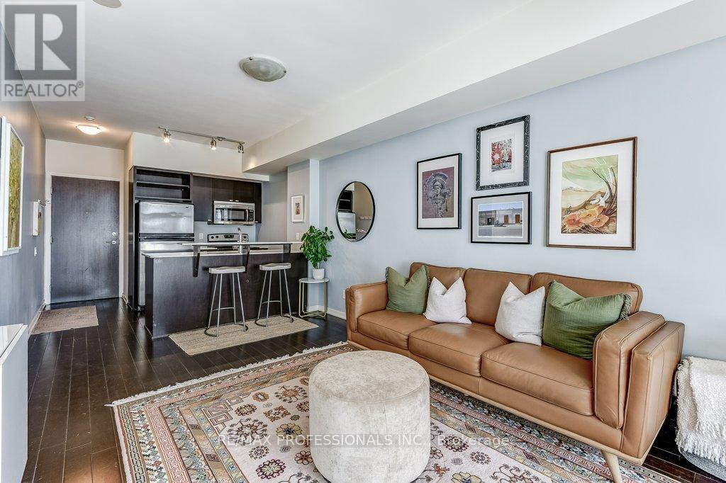 2707 - 103 The Queensway Avenue, Toronto, Ontario  M6S 5B3 - Photo 12 - W12436591