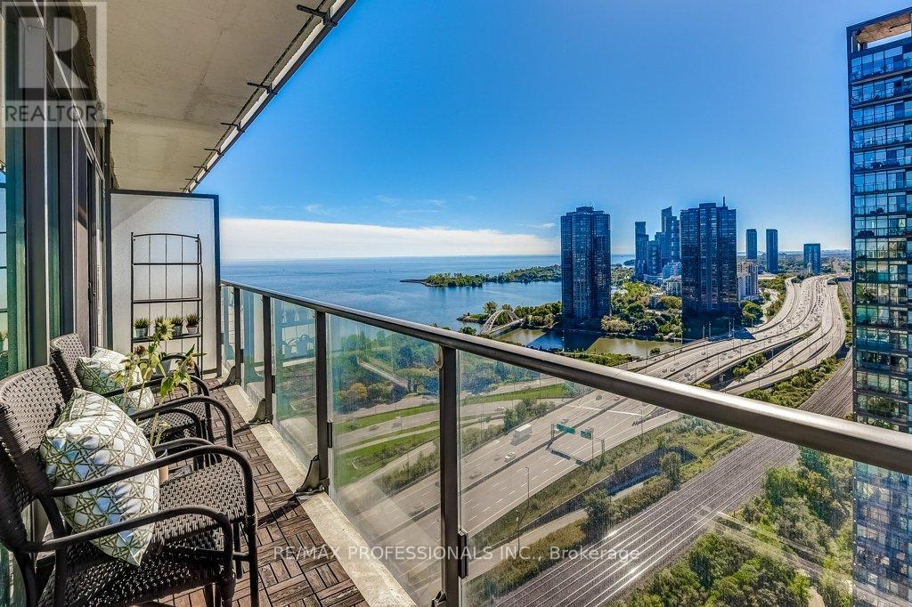 2707 - 103 The Queensway Avenue, Toronto, Ontario  M6S 5B3 - Photo 19 - W12436591