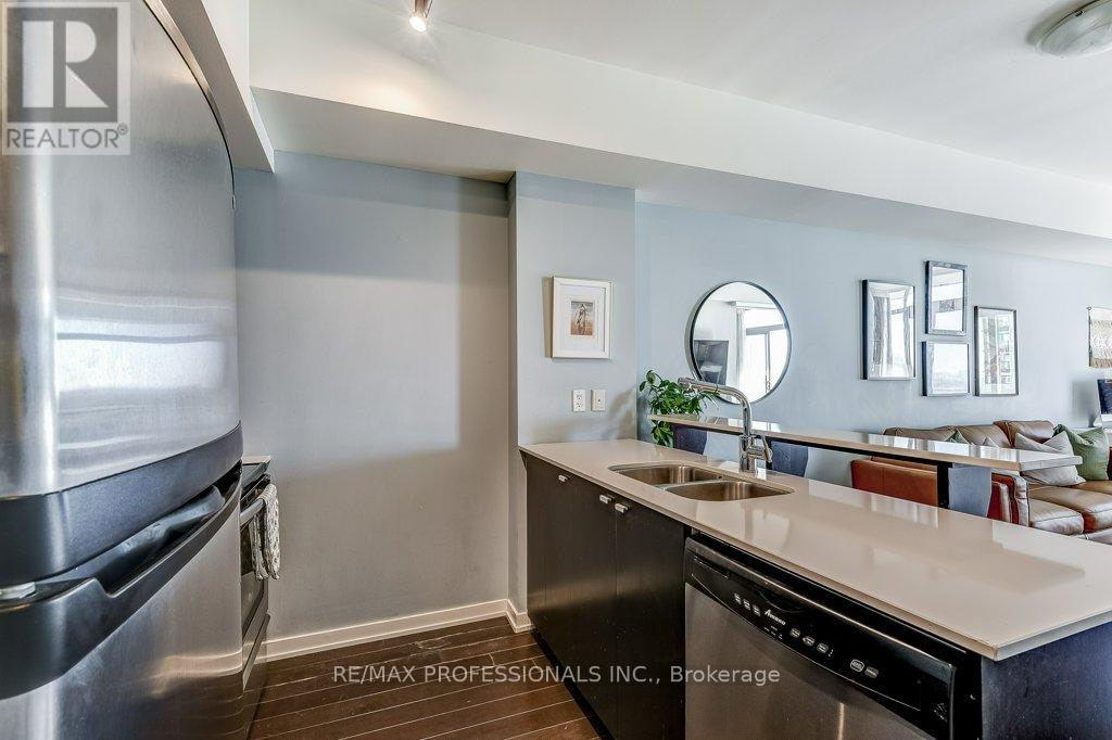 2707 - 103 The Queensway Avenue, Toronto, Ontario  M6S 5B3 - Photo 7 - W12436591
