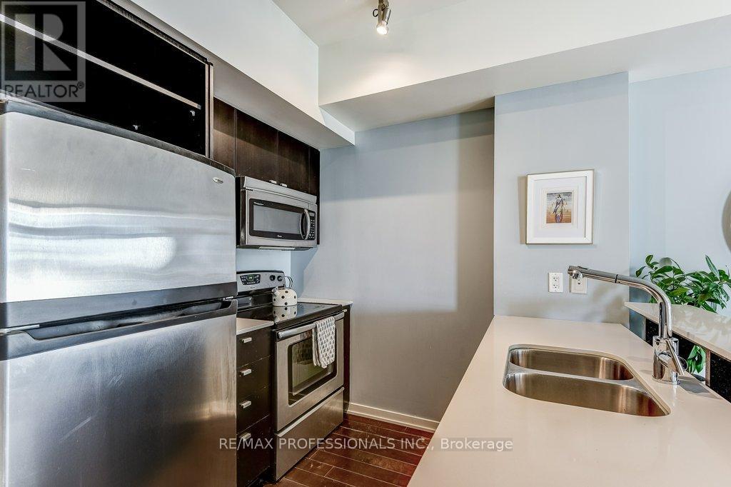 2707 - 103 The Queensway Avenue, Toronto, Ontario  M6S 5B3 - Photo 8 - W12436591