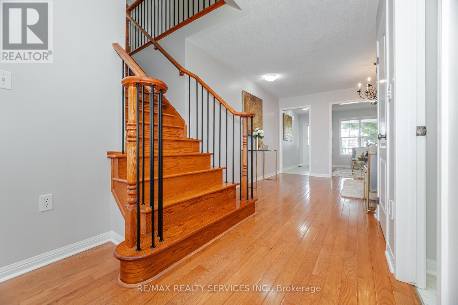 31 Georgian Road, Brampton, Ontario  L6X 0L8 - Photo 22 - W12436604