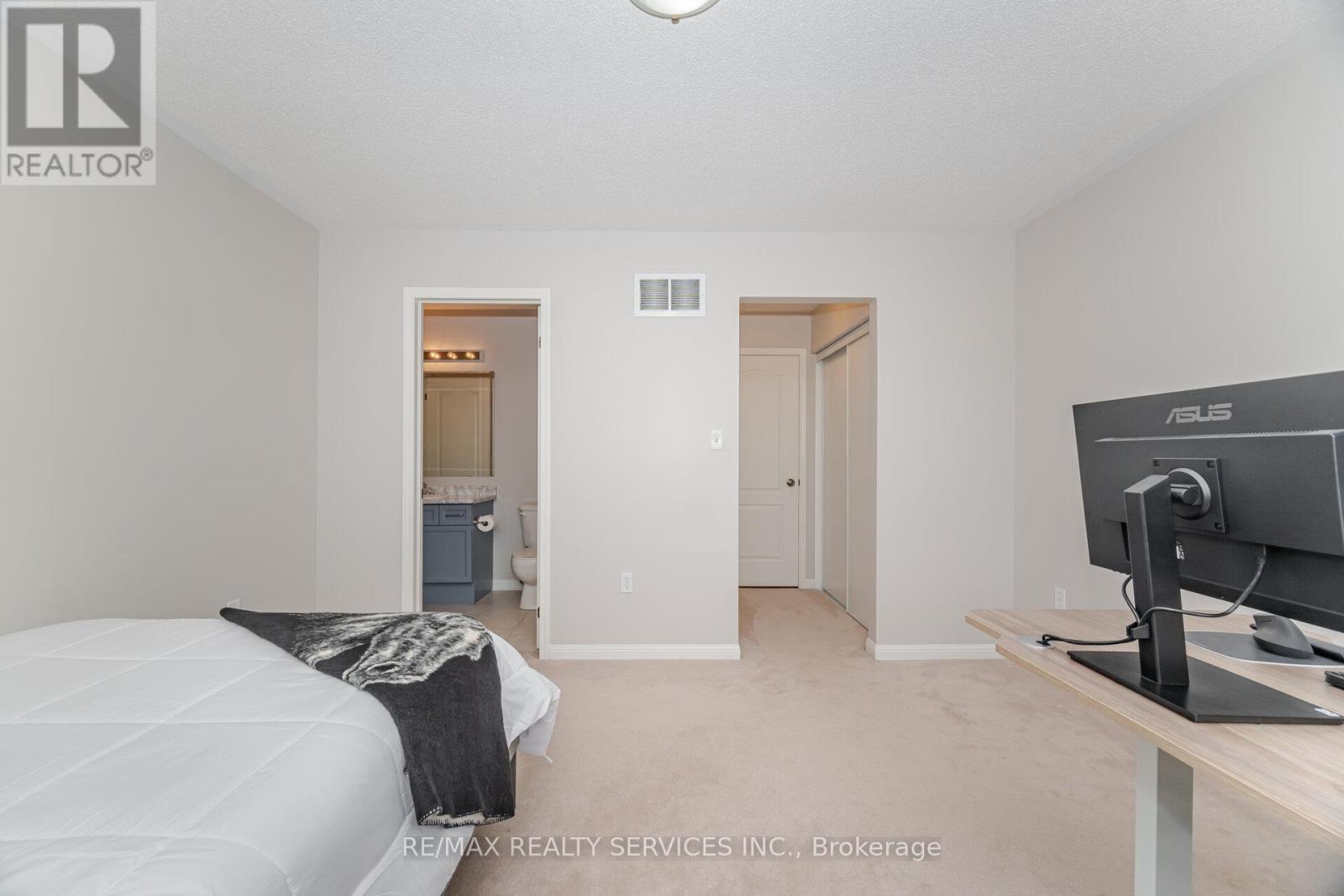 31 Georgian Road, Brampton, Ontario  L6X 0L8 - Photo 36 - W12436604