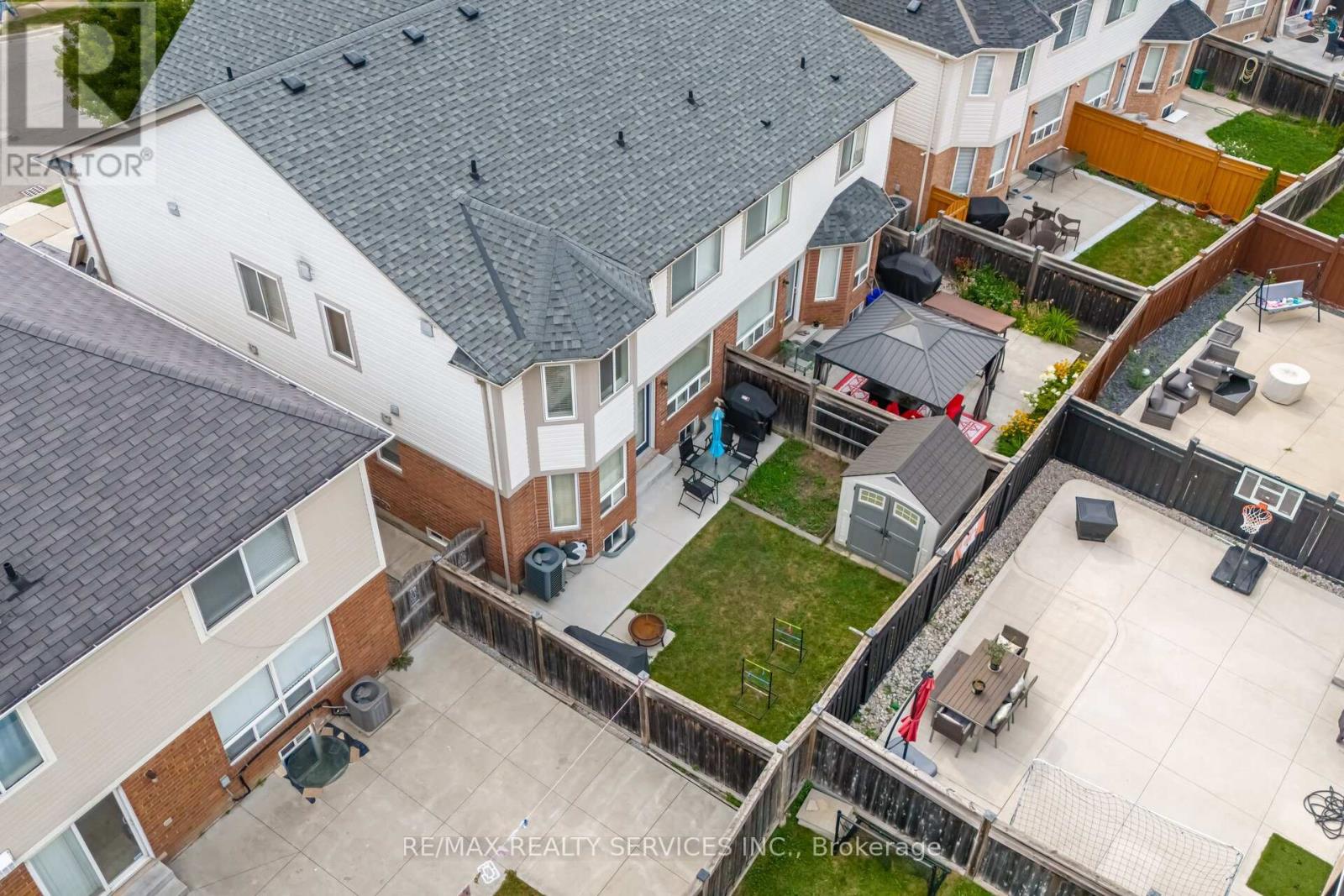 31 Georgian Road, Brampton, Ontario  L6X 0L8 - Photo 46 - W12436604