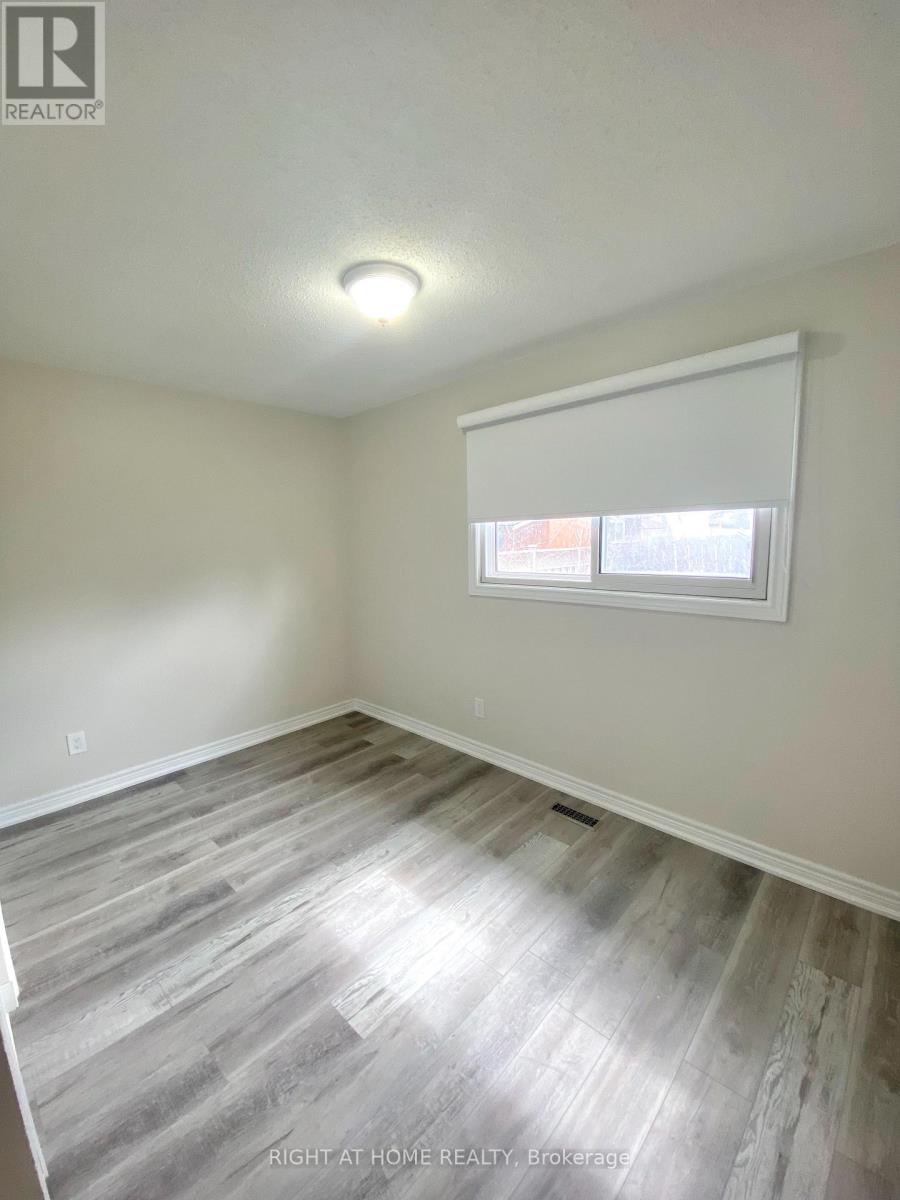 118 Avening Drive, Toronto, Ontario  M9V 4E6 - Photo 13 - W12436605
