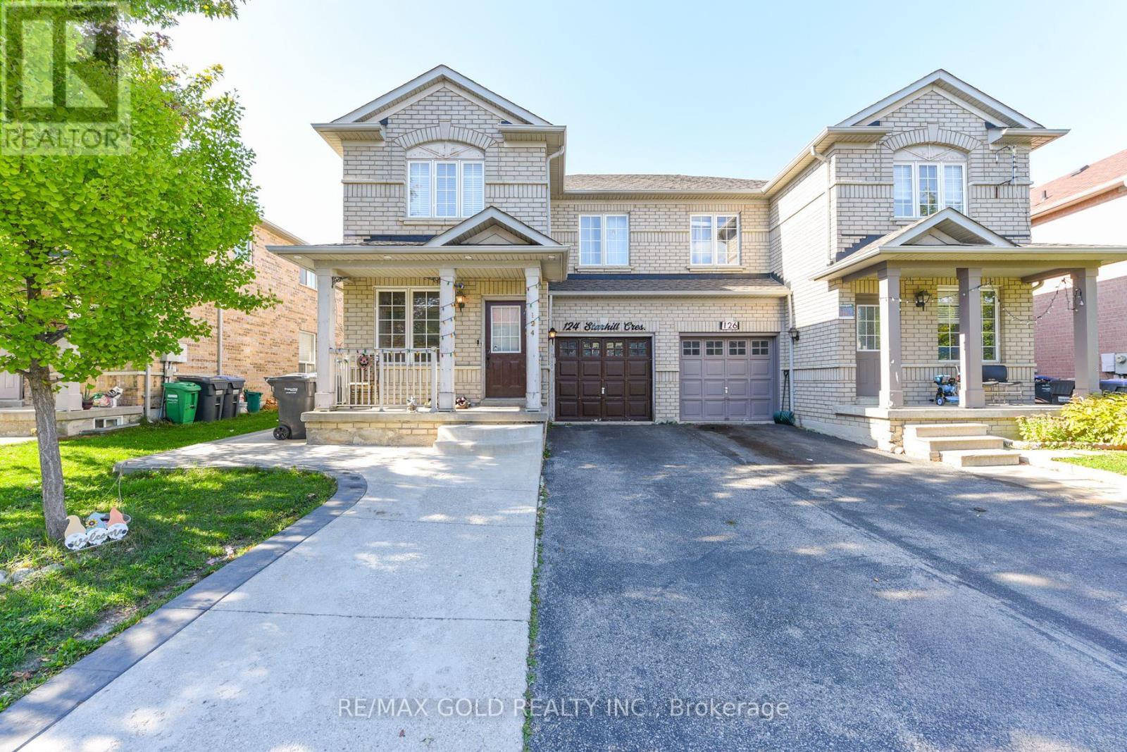 124 Starhill Crescent, Brampton, Ontario  L6R 2P8 - Photo 2 - W12436621