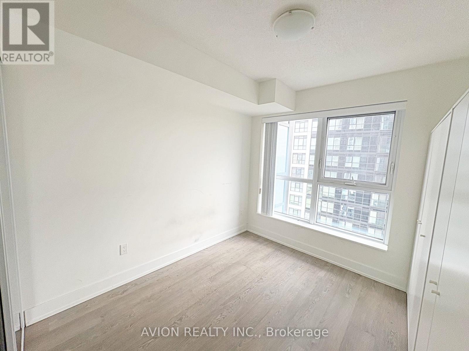 1905 - 7 Mabelle Avenue, Toronto, Ontario  M9A 0C9 - Photo 7 - W12436647