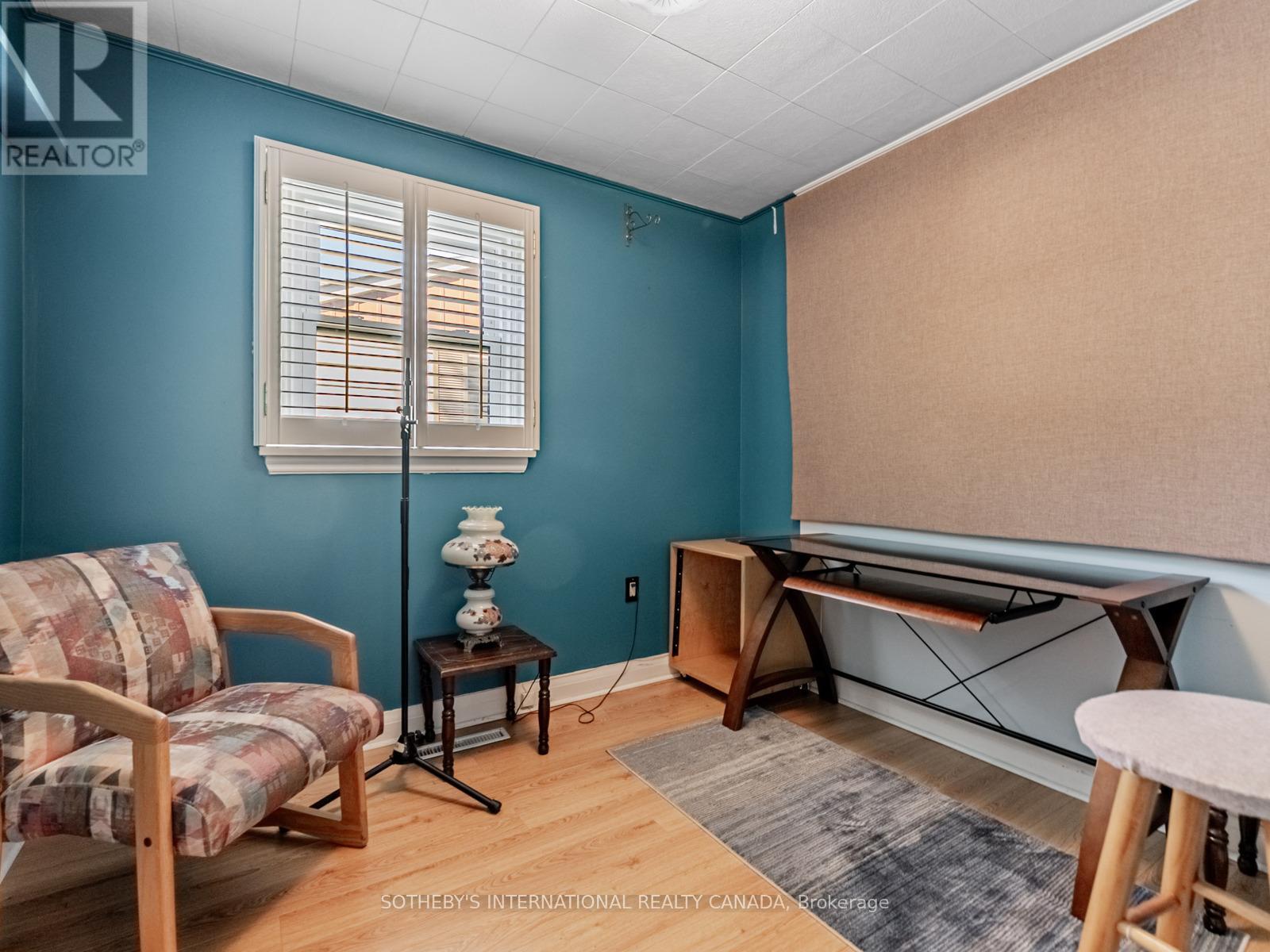 1218 Lakebreeze Drive, Mississauga, Ontario  L5G 3W6 - Photo 24 - W12436661