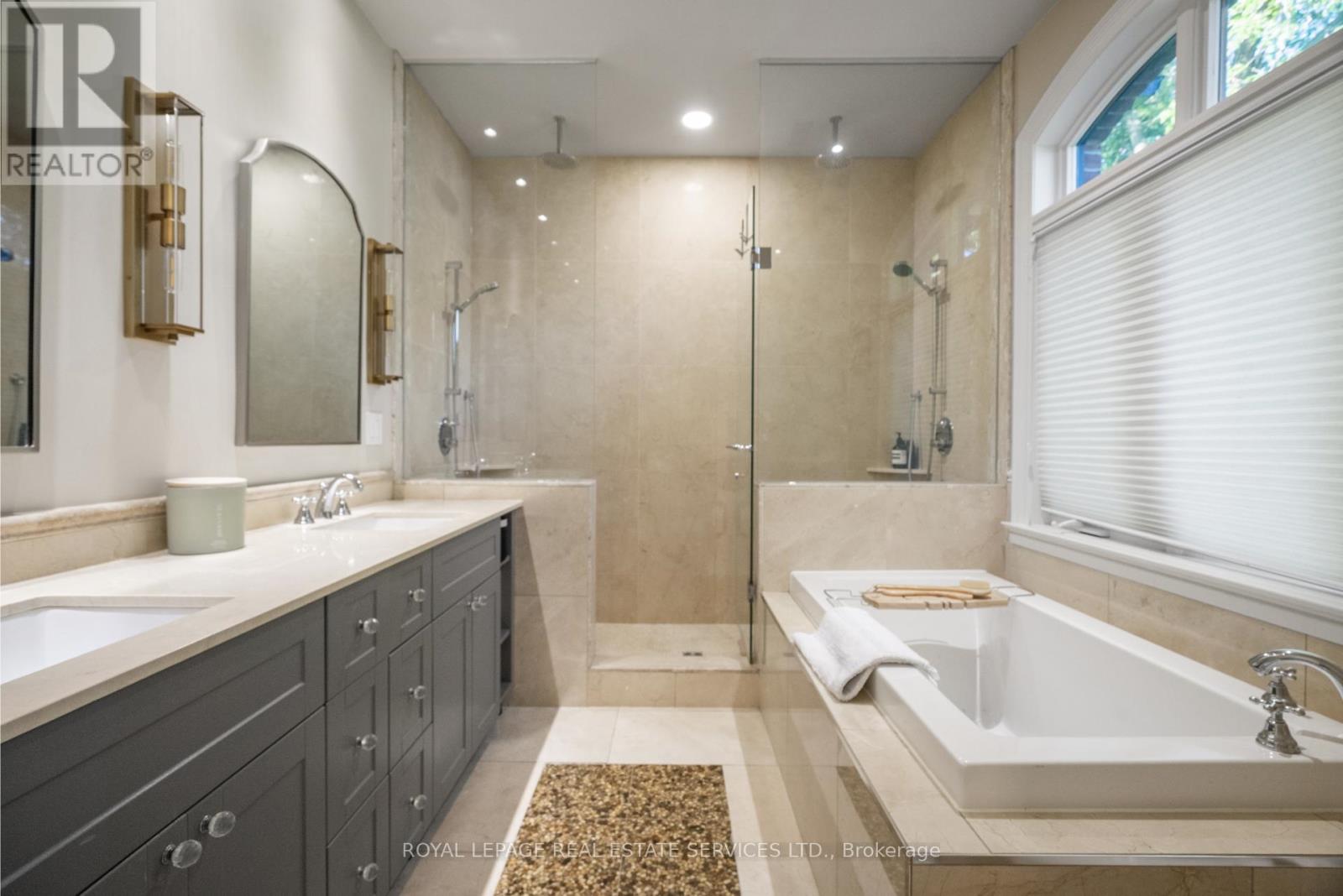132 Strath Avenue, Toronto, Ontario  M8X 1R5 - Photo 23 - W12436678
