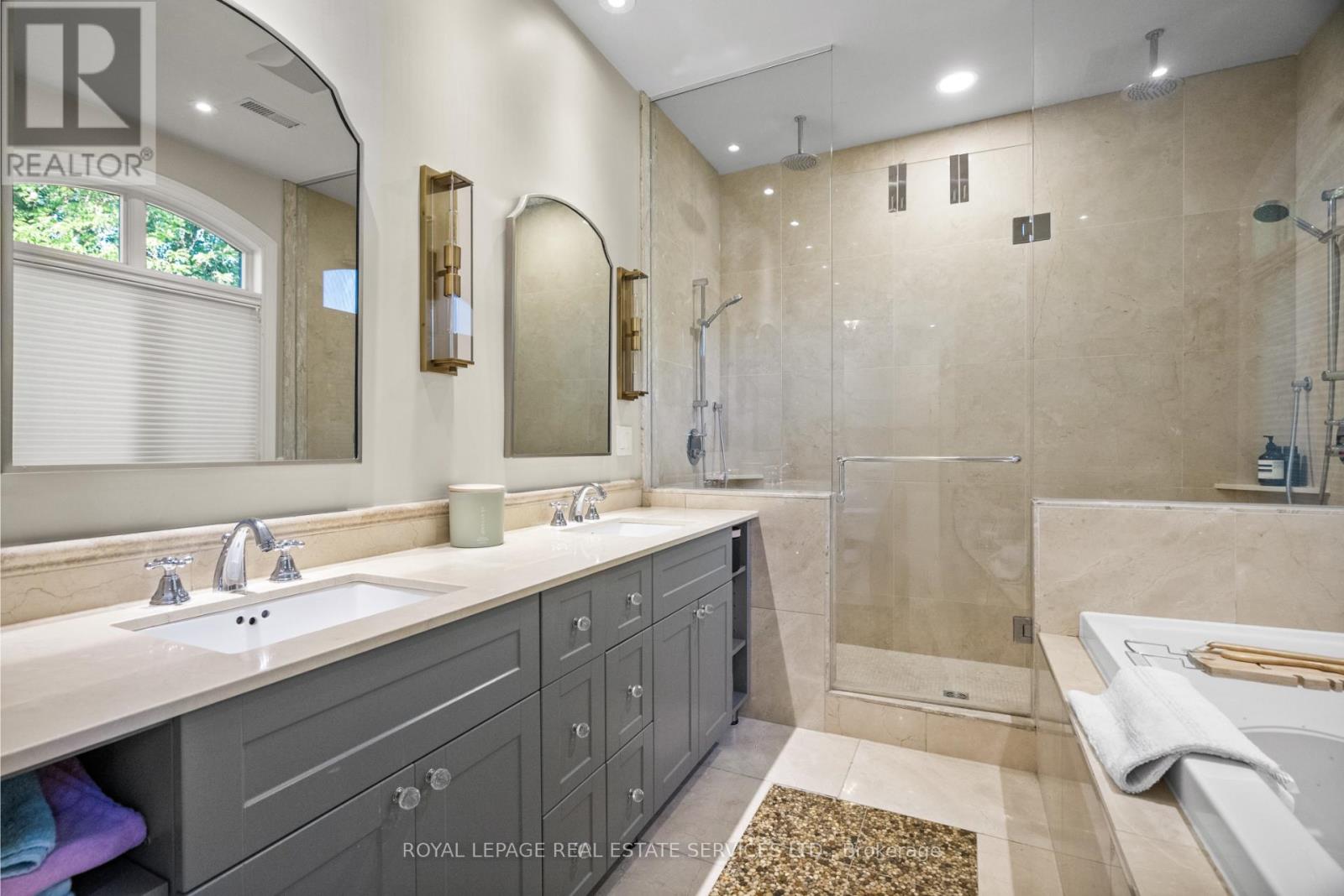 132 Strath Avenue, Toronto, Ontario  M8X 1R5 - Photo 24 - W12436678