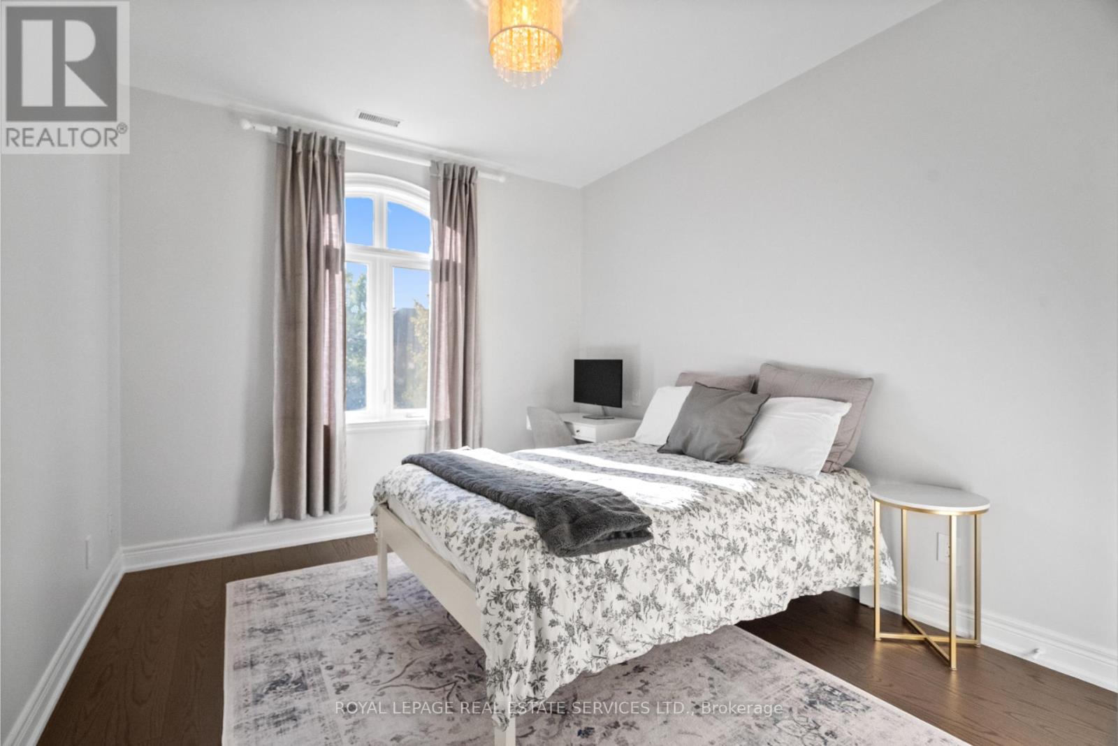 132 Strath Avenue, Toronto, Ontario  M8X 1R5 - Photo 28 - W12436678