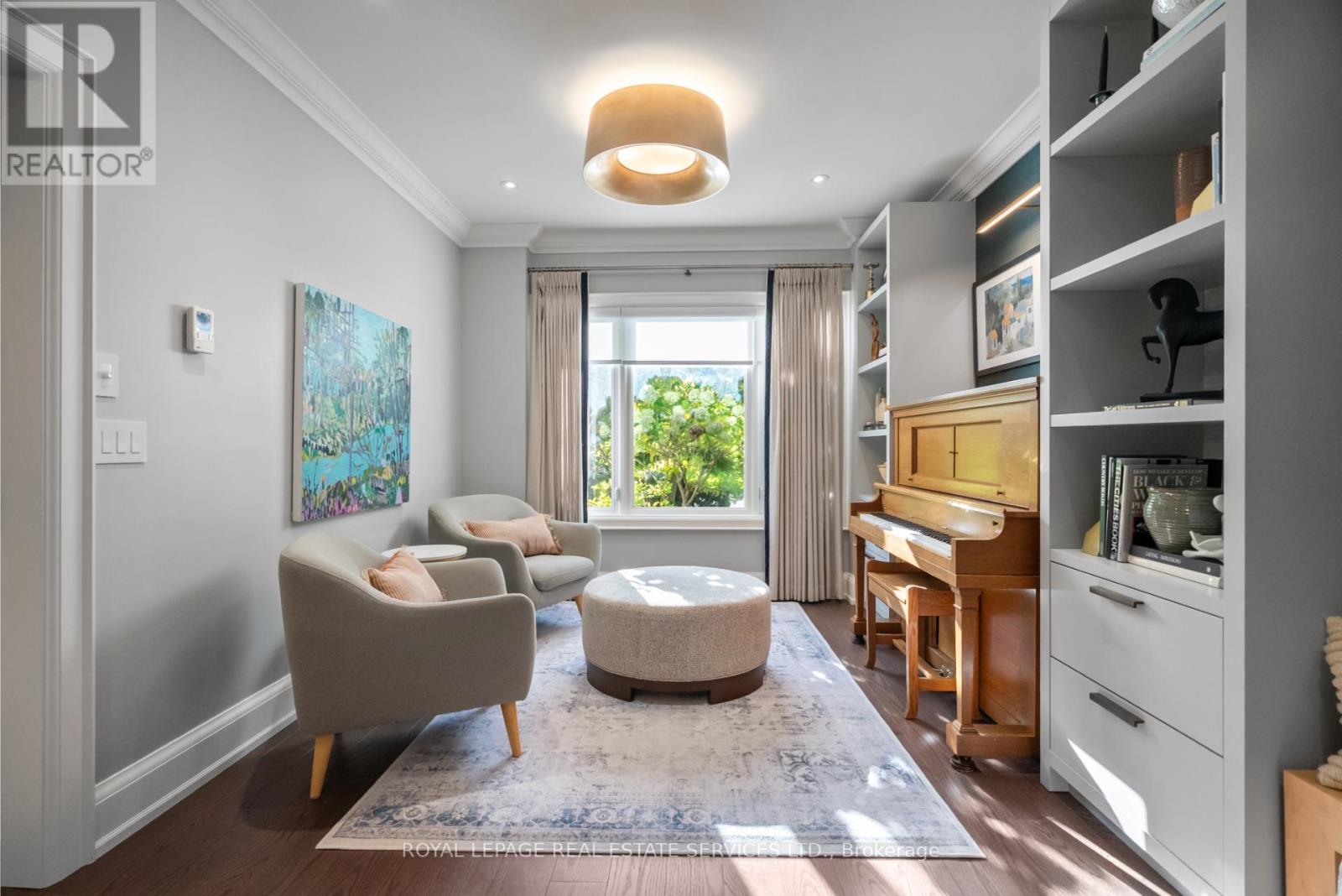 132 Strath Avenue, Toronto, Ontario  M8X 1R5 - Photo 6 - W12436678