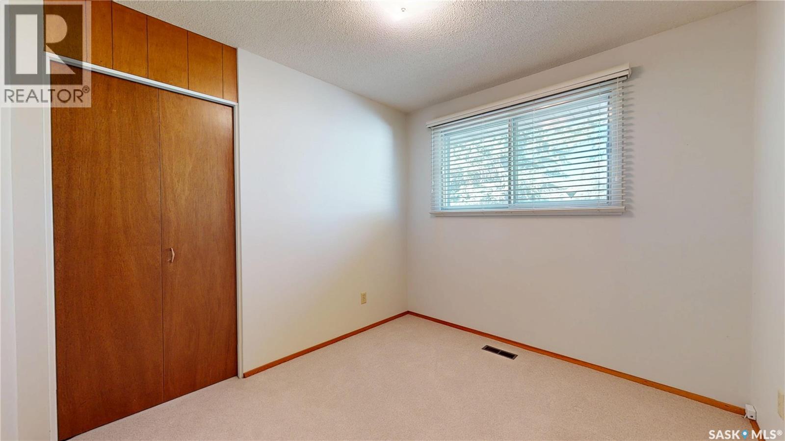 90 Hammond Road, Regina, Saskatchewan  S4R 3C6 - Photo 14 - SK019730