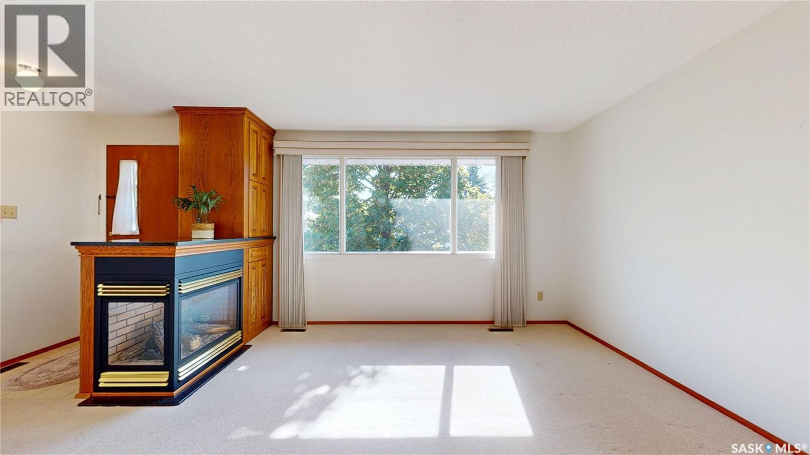 90 Hammond Road, Regina, Saskatchewan  S4R 3C6 - Photo 8 - SK019730