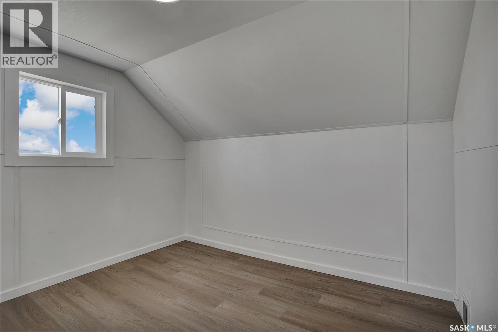 510 3rd Street W, Delisle, Saskatchewan  S0L 0P0 - Photo 21 - SK019631