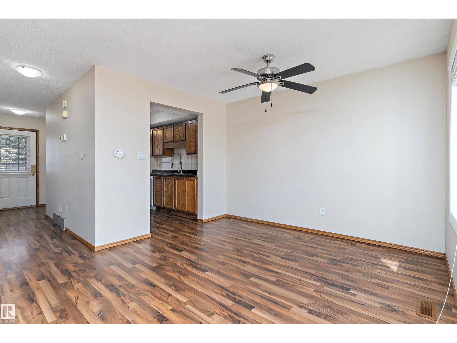 #28 3520 60 St Nw, Edmonton, Alberta  T6L 6H5 - Photo 15 - E4455113