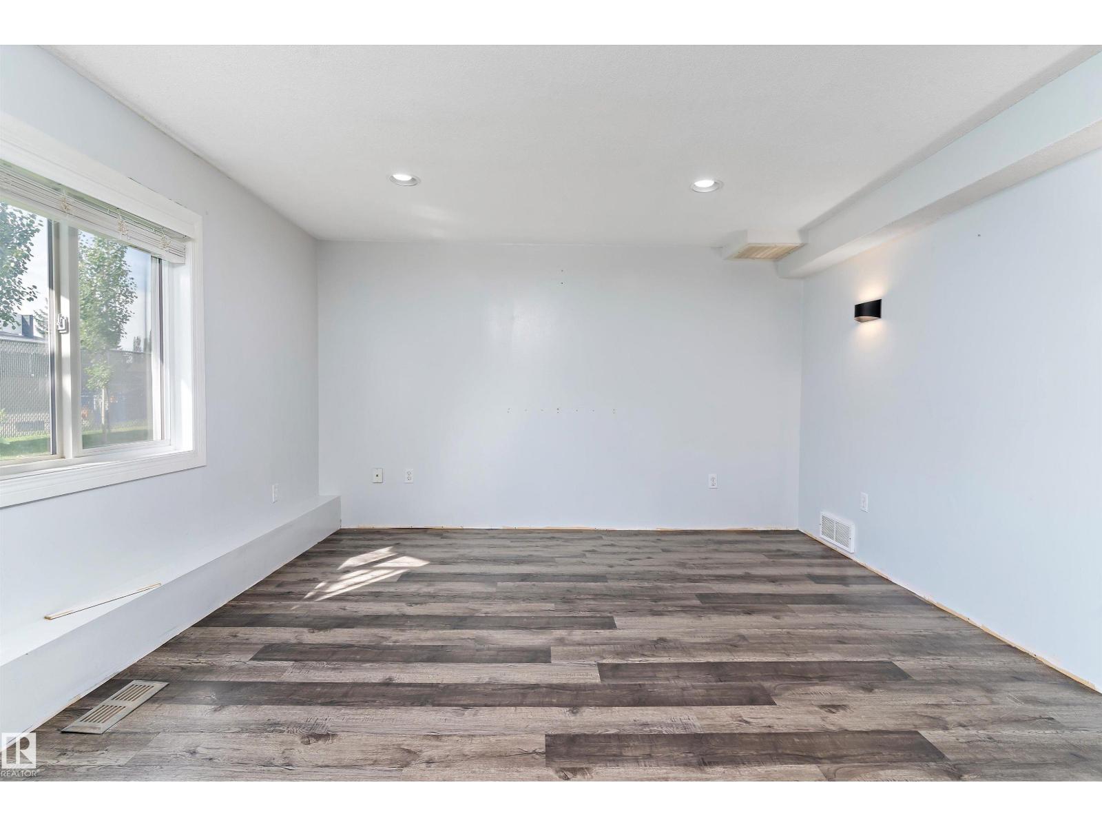 #28 3520 60 St Nw, Edmonton, Alberta  T6L 6H5 - Photo 37 - E4455113