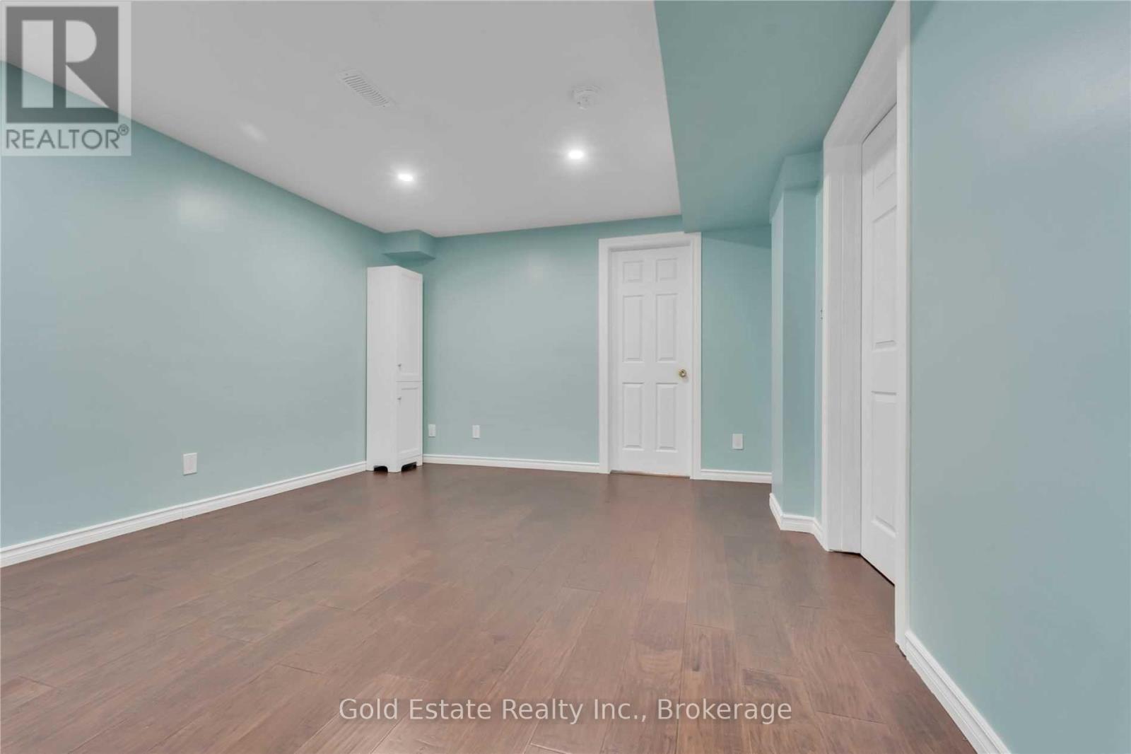 85 Cityview Circle, Barrie, Ontario  L4N 7V1 - Photo 35 - S12212998