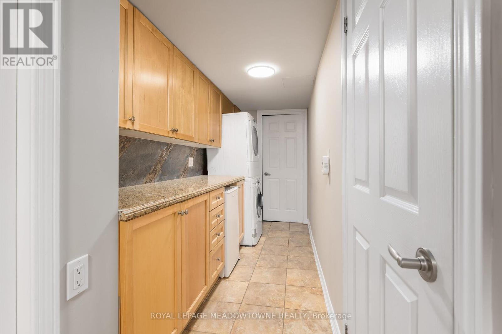 10 Janet Court, Halton Hills, Ontario  L7G 5N7 - Photo 28 - W12381077
