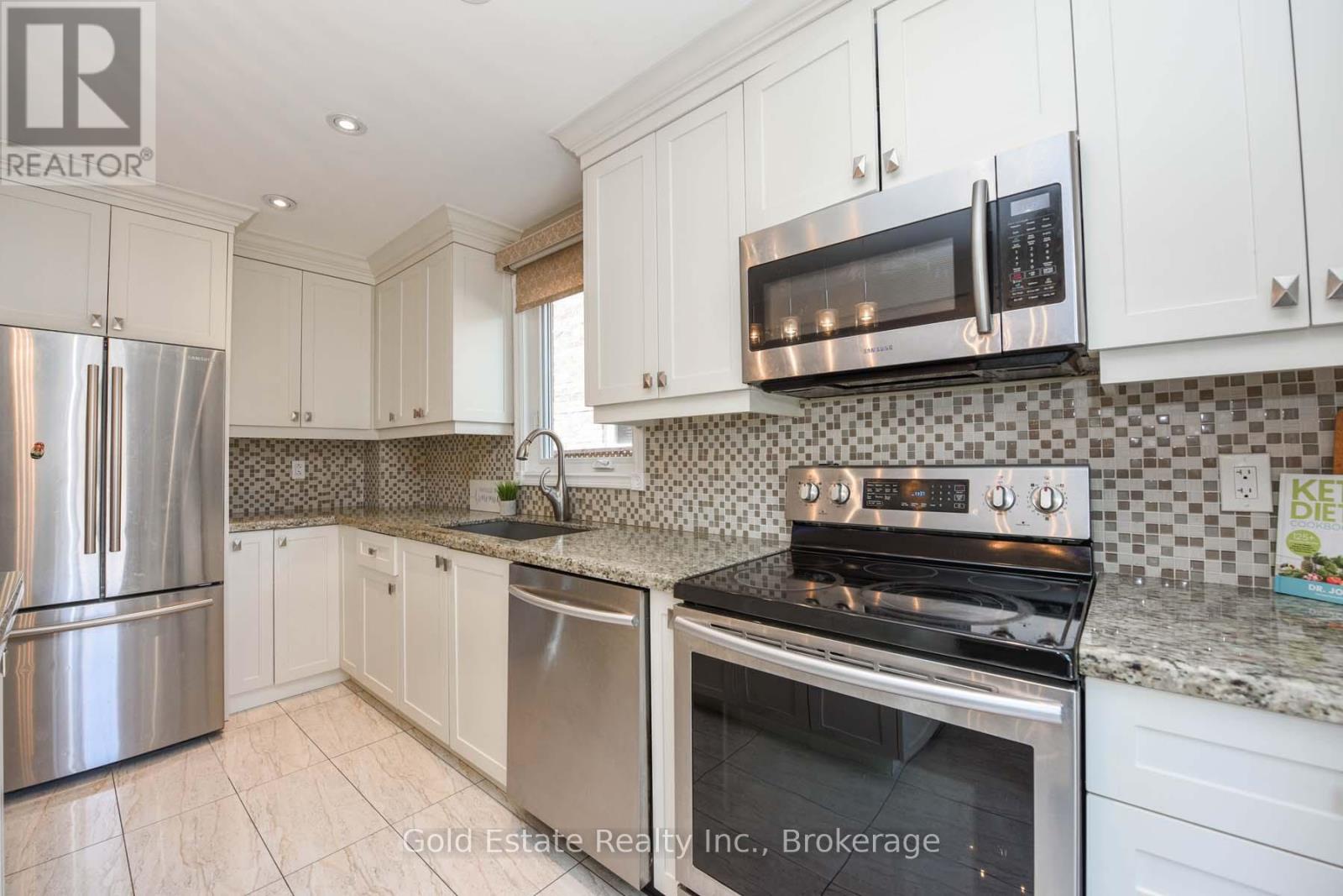 16 Langholm Court, Brampton, Ontario  L6Z 2Y1 - Photo 16 - W12299833