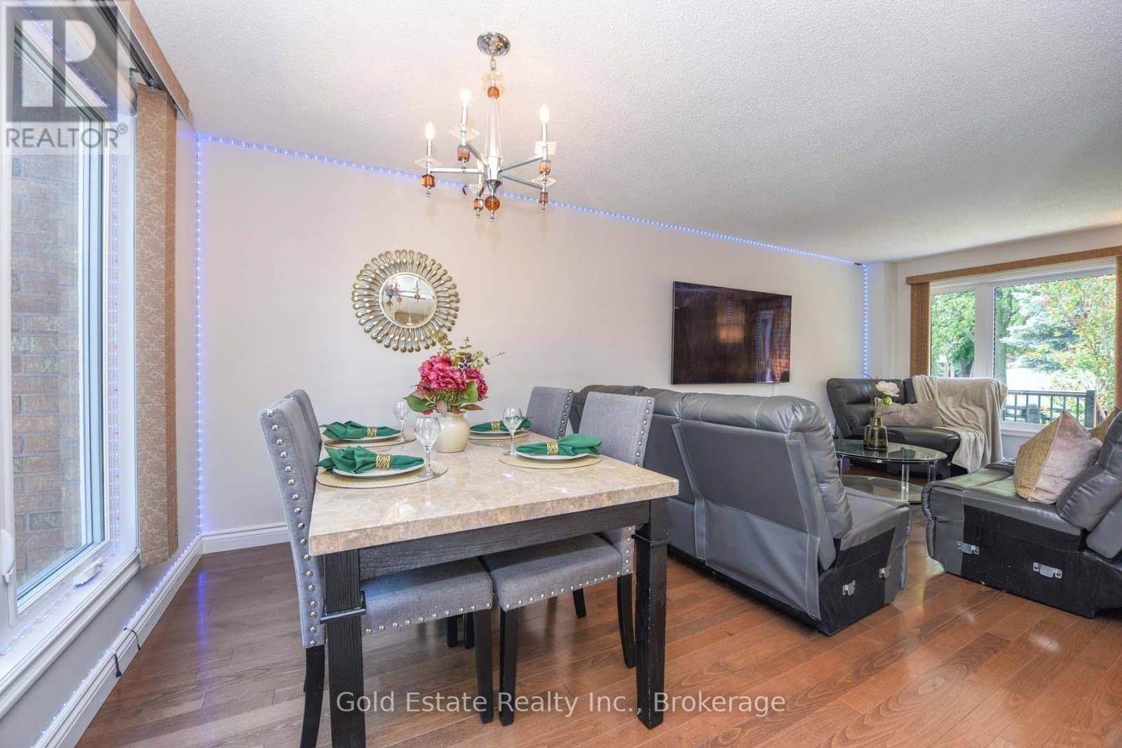 16 Langholm Court, Brampton, Ontario  L6Z 2Y1 - Photo 12 - W12299833