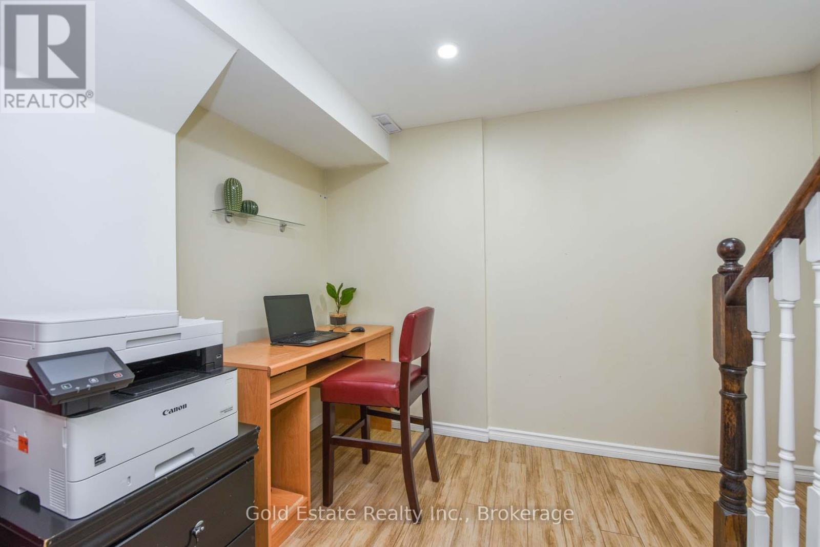 16 Langholm Court, Brampton, Ontario  L6Z 2Y1 - Photo 30 - W12299833