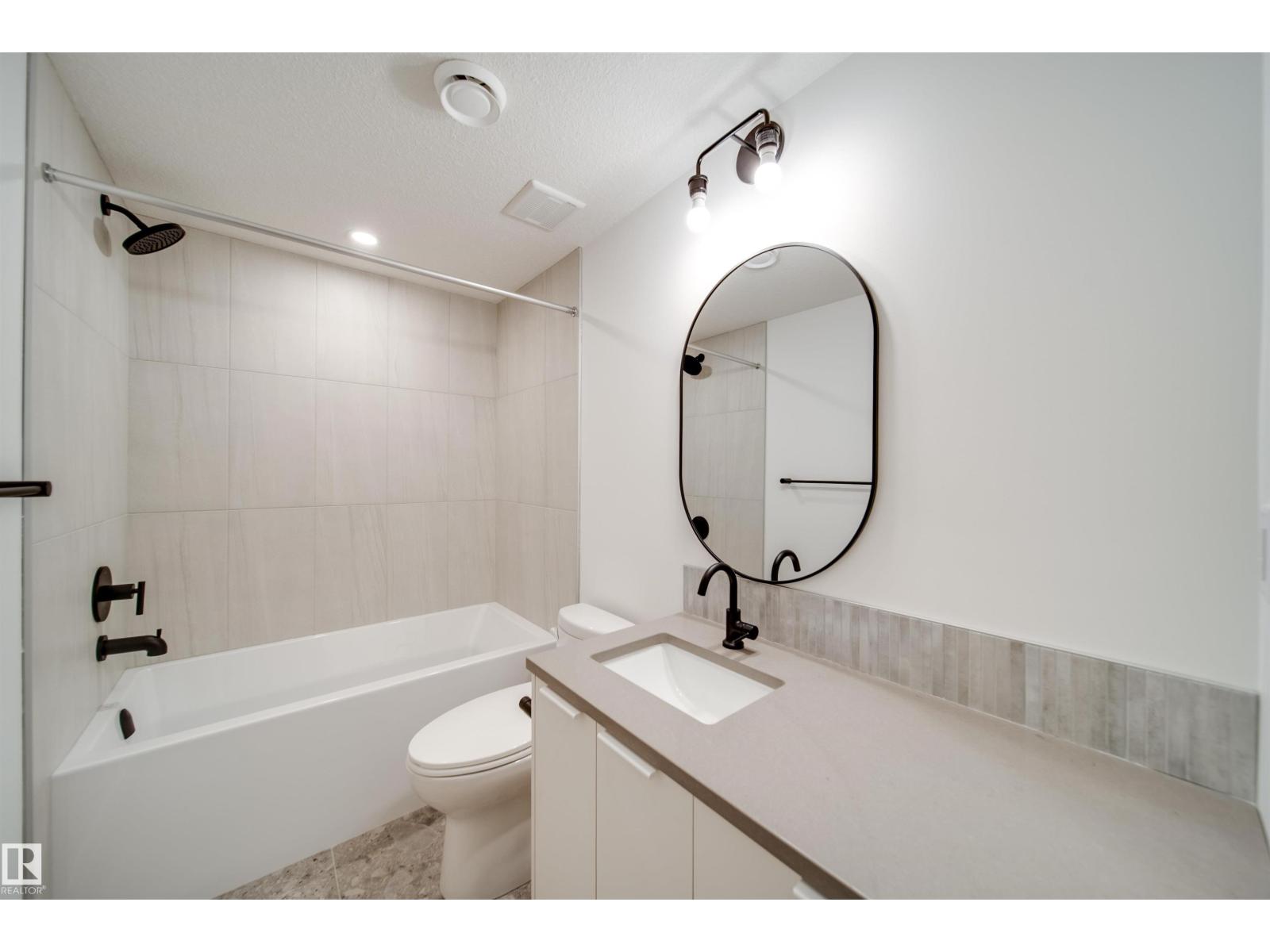 8522 80 Av Nw, Edmonton, Alberta  T6C 0W3 - Photo 13 - E4460187