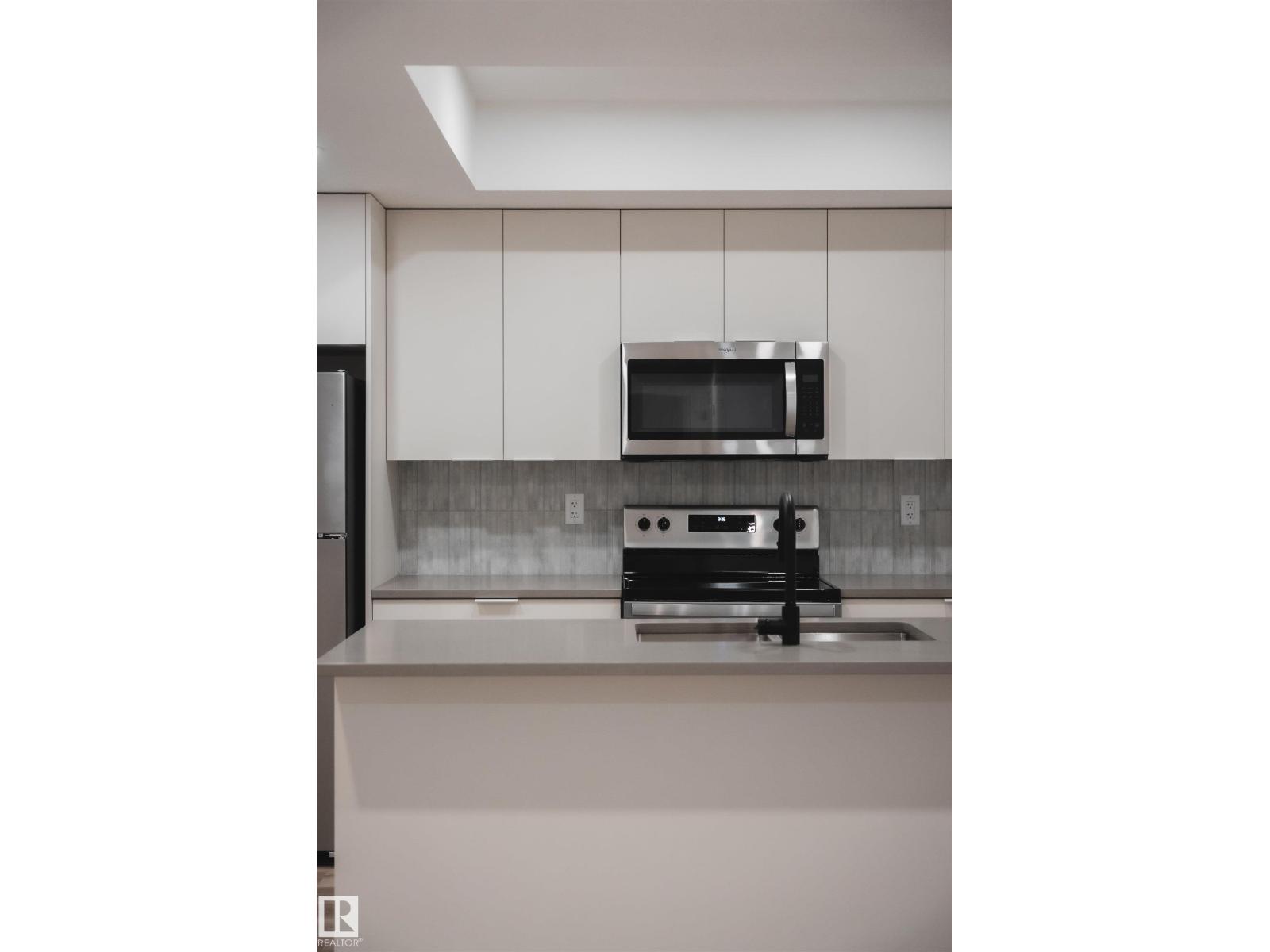 8522 80 Av Nw, Edmonton, Alberta  T6C 0W3 - Photo 17 - E4460187